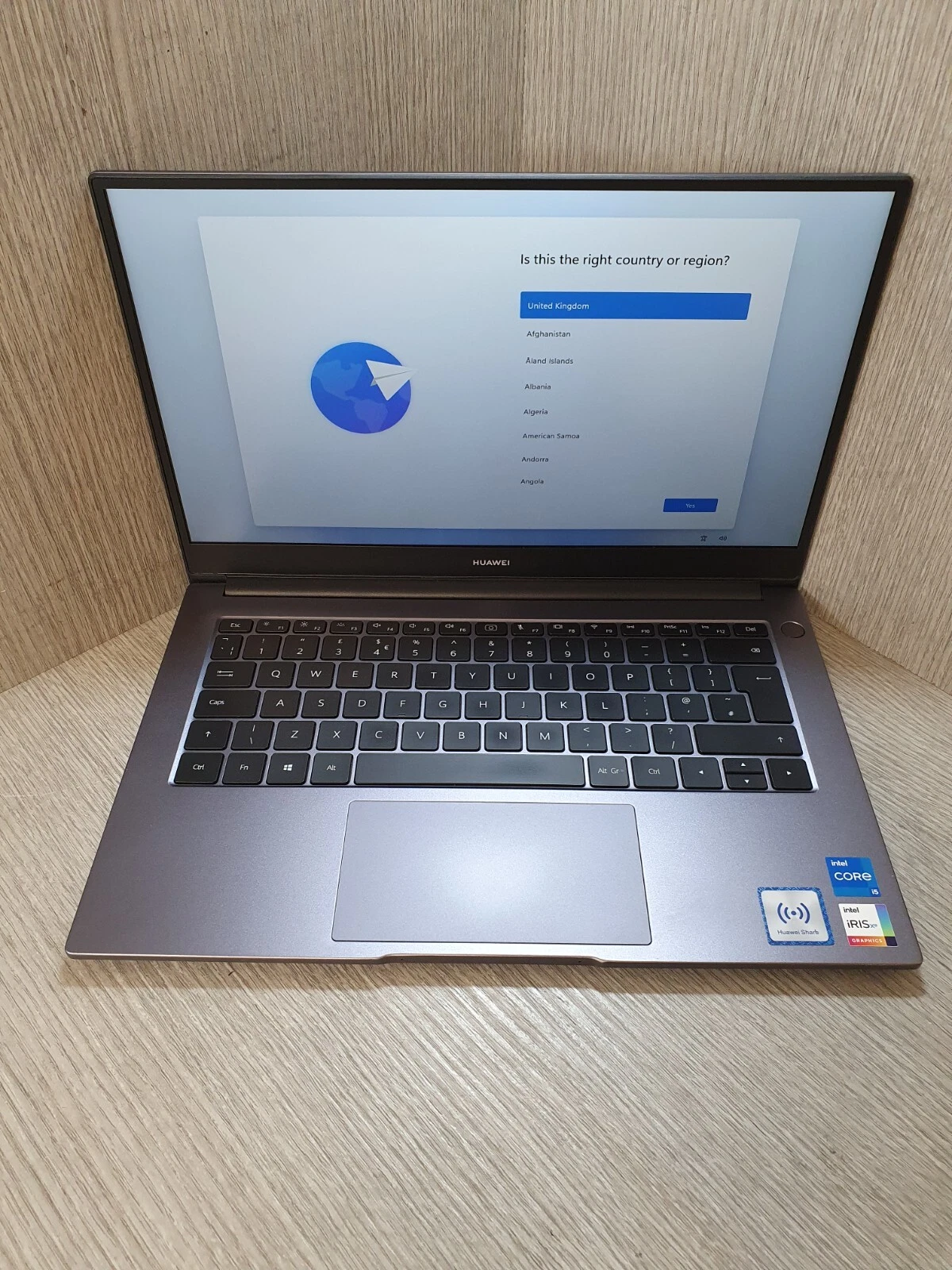 HUAWEI MATEBOOK D14 HUAWEI MATEBOOK D14